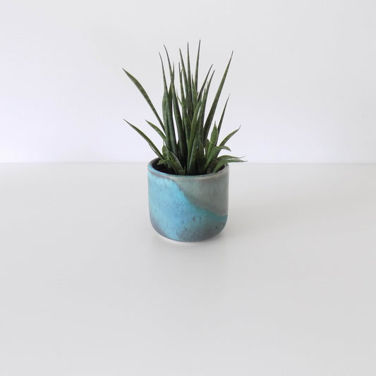 The Shorty Planter in Blue Geode